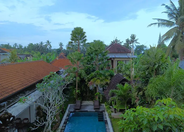 Kama Ayu *